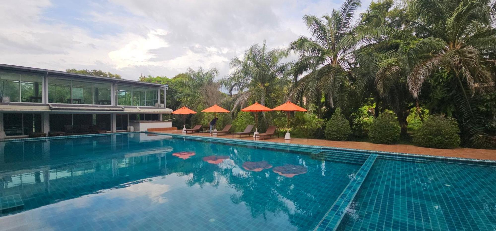 The Pano Hotel & Residence Ao Nang Екстер'єр фото