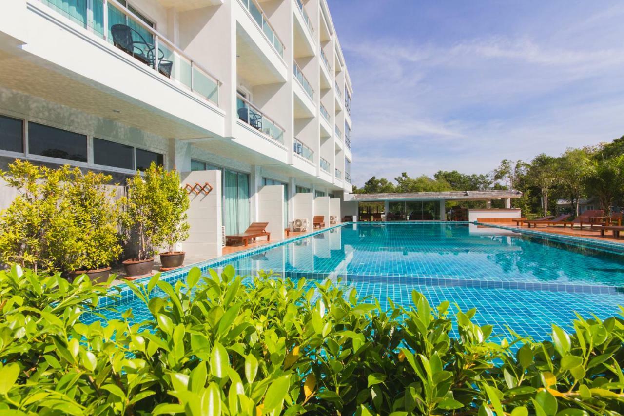 The Pano Hotel & Residence Ao Nang Екстер'єр фото